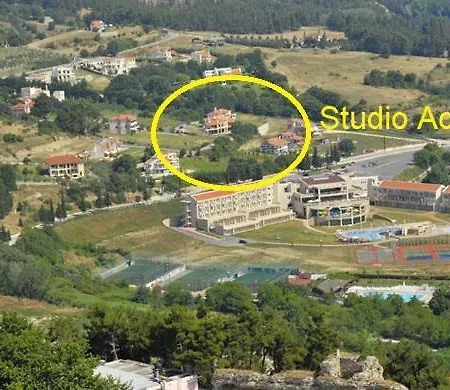 Studio Acropolis Serres Next To Center Exterior foto
